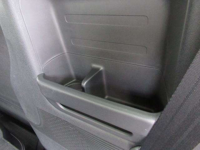 Ｎ－ＢＯＸカスタム コーディネートスタイル　試乗車ＵＰ／運転席＆助手席シートヒーター／コンビニフック付シートバックテーブル（運転席＆助手席）／オートリトラミラー／左右独立式リアセンターアームレスト／グレーステッチ本革巻ステアリングホイール（23枚目）