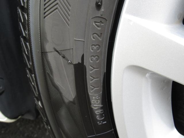 Ｎ－ＢＯＸ ベースグレード　試乗車ＵＰ／運転席＆助手席シートヒーター／コンビニフック付シートバックテーブル運転席＆助手席／オートリトラミラー／左右独立式リアセンターアームレスト（12枚目）