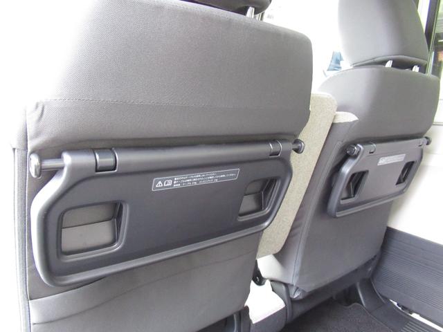 Ｎ－ＢＯＸ ベースグレード　試乗車ＵＰ／運転席＆助手席シートヒーター／コンビニフック付シートバックテーブル運転席＆助手席／オートリトラミラー／左右独立式リアセンターアームレスト（33枚目）