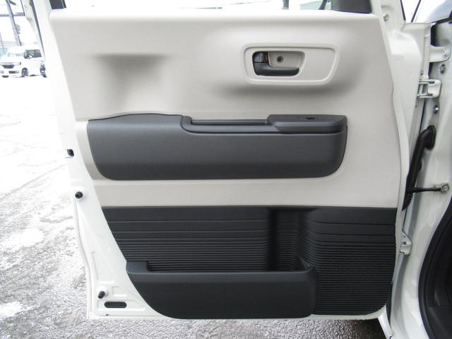Ｎ－ＢＯＸ ベースグレード　試乗車ＵＰ／運転席＆助手席シートヒーター／コンビニフック付シートバックテーブル運転席＆助手席／オートリトラミラー／左右独立式リアセンターアームレスト（34枚目）