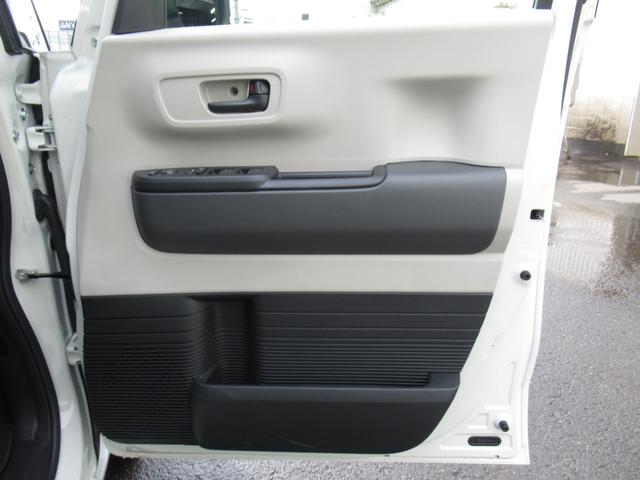 Ｎ－ＢＯＸ ベースグレード　試乗車ＵＰ／運転席＆助手席シートヒーター／コンビニフック付シートバックテーブル運転席＆助手席／オートリトラミラー／左右独立式リアセンターアームレスト（55枚目）