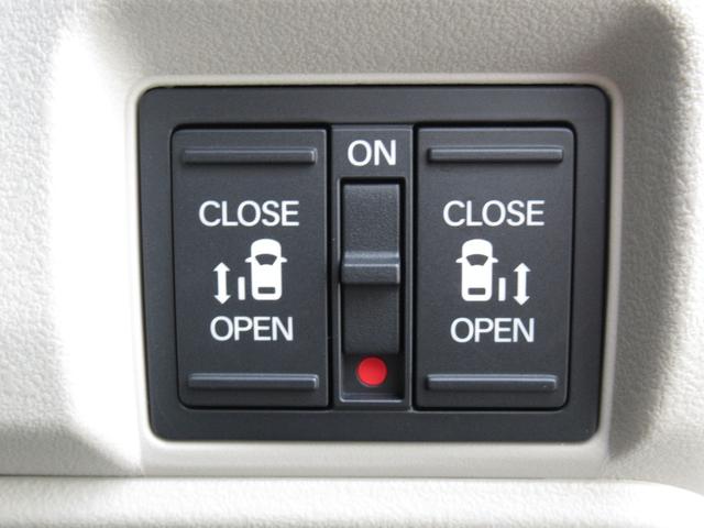 Ｎ－ＢＯＸ ベースグレード　試乗車ＵＰ／運転席＆助手席シートヒーター／コンビニフック付シートバックテーブル運転席＆助手席／オートリトラミラー／左右独立式リアセンターアームレスト（58枚目）