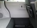 ベースグレード　試乗車ＵＰ／運転席＆助手席シートヒーター／コンビニフック付シートバックテーブル運転席＆助手席／オートリトラミラー／左右独立式リアセンターアームレスト（47枚目）
