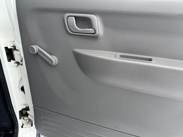 キャンター Ｗキャブ　全低床　積載１．５ｔ　オートマ　リヤヒーター（33枚目）