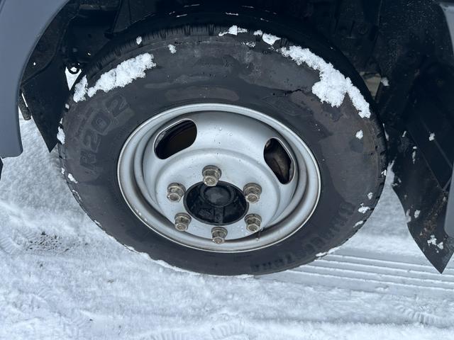 キャンター Ｗキャブ　全低床　積載１．５ｔ　オートマ　リヤヒーター（34枚目）