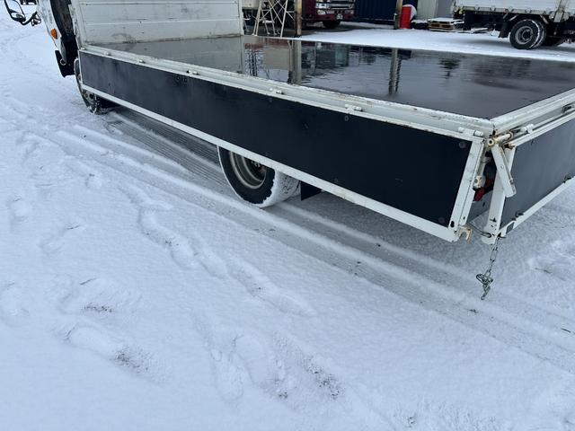 デュトロ ロング高床ターボ　平ボディ　ワイドロング　３方開　オートマ（27枚目）