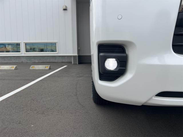ハイエースバン スーパーGL ダークプライムII 4WD ドライブレコーダー バックカメラ ナビ TV レーンアシスト 衝突被害軽減システム 両側スライドドア オートマチックハイビーム オートライト アルミホイール スマートキー 電動格納ミラー(24枚目)