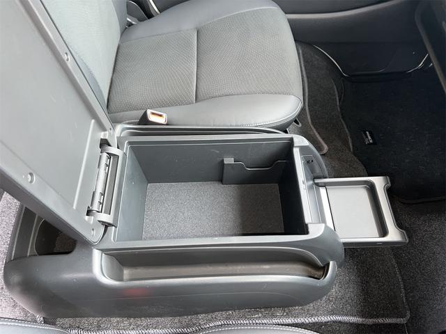 ハイエースバン スーパーGL ダークプライムII 4WD ドライブレコーダー バックカメラ ナビ TV レーンアシスト 衝突被害軽減システム 両側スライドドア オートマチックハイビーム オートライト アルミホイール スマートキー 電動格納ミラー(47枚目)