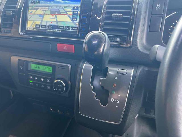 ハイエースバン 　４ＷＤ　ＥＴＣ　バックカメラ　ナビ　ＴＶ　クリアランスソナー　レーンアシスト　衝突被害軽減システム　両側スライドドア　オートマチックハイビーム　オートライト　スマートキー　電動格納ミラー　後席モニター（47枚目）