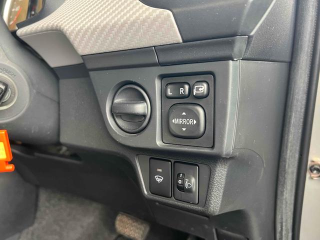 カローラアクシオ 1.5X 4WD ドライブレコーダー ETC バックカメラ ナビ TV CVT キーレスエントリー 電動格納ミラー CD ミュージックプレイヤー接続可 Bluetooth 衝突安全ボディ ABS ESC(10枚目)