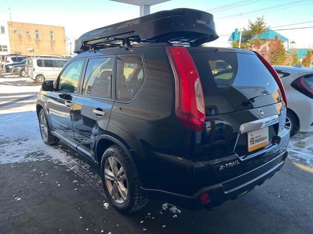 エクストレイル ２０Ｘ　４ＷＤ　ＥＴＣ　バックカメラ　サイドカメラ　サンルーフ　ナビ　ＴＶ　オートライト　アルミホイール　スマートキー　電動格納ミラー　シートヒーター　ＣＶＴ　盗難防止システム　衝突安全ボディ　ＵＳＢ　記録簿（7枚目）