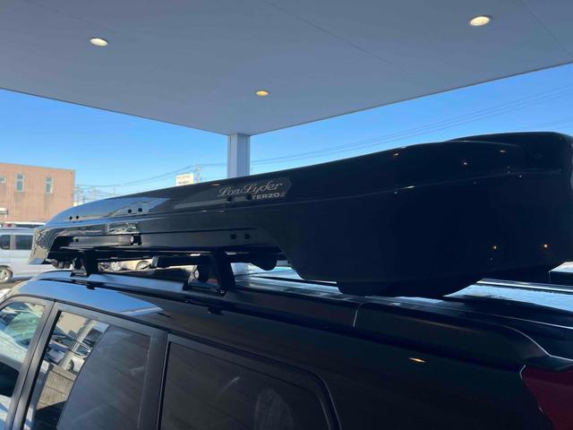 エクストレイル ２０Ｘ　４ＷＤ　ＥＴＣ　バックカメラ　サイドカメラ　サンルーフ　ナビ　ＴＶ　オートライト　アルミホイール　スマートキー　電動格納ミラー　シートヒーター　ＣＶＴ　盗難防止システム　衝突安全ボディ　ＵＳＢ　記録簿（26枚目）