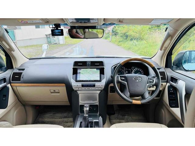 ランドクルーザープラド ＴＸ　Ｌパッケージ　４ＷＤ　ドライブレコーダー　バックカメラ　オートクルーズコントロール　レーンアシスト　衝突被害軽減システム　サンルーフ　ナビ　ＴＶ　オートマチックハイビーム　オートライト　ＬＥＤヘッドランプ（2枚目）