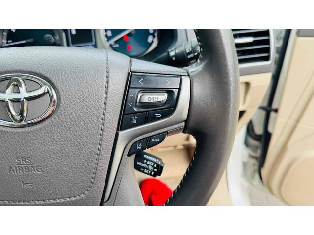 ランドクルーザープラド ＴＸ　Ｌパッケージ　４ＷＤ　ドライブレコーダー　バックカメラ　オートクルーズコントロール　レーンアシスト　衝突被害軽減システム　サンルーフ　ナビ　ＴＶ　オートマチックハイビーム　オートライト　ＬＥＤヘッドランプ（34枚目）