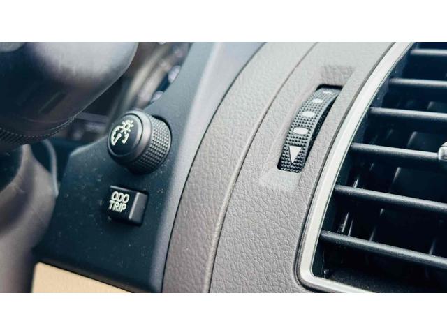 ランドクルーザープラド ＴＸ　Ｌパッケージ　４ＷＤ　ドライブレコーダー　バックカメラ　オートクルーズコントロール　レーンアシスト　衝突被害軽減システム　サンルーフ　ナビ　ＴＶ　オートマチックハイビーム　オートライト　ＬＥＤヘッドランプ（46枚目）