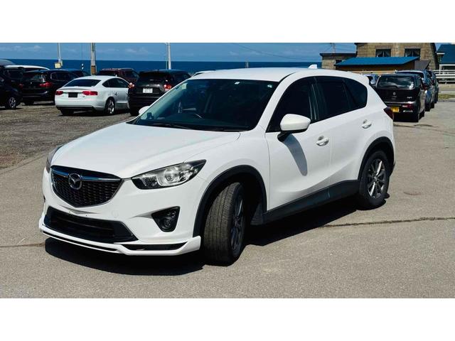 ＣＸ－５ ＸＤ　Ｌパッケージ　４ＷＤ　ＥＴＣ　バックカメラ　サイドカメラ　オートクルーズコントロール　パワーシート　衝突被害軽減システム　ナビ　オートライト　ＨＩＤ　アルミホイール　スマートキー　アイドリングストップ（12枚目）
