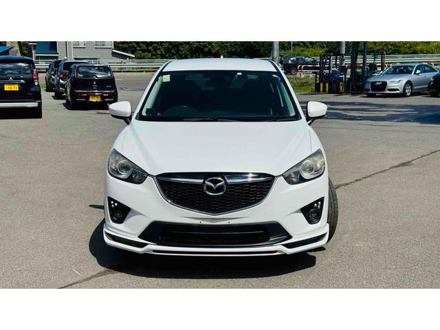 ＣＸ－５ ＸＤ　Ｌパッケージ　４ＷＤ　ＥＴＣ　バックカメラ　サイドカメラ　オートクルーズコントロール　パワーシート　衝突被害軽減システム　ナビ　オートライト　ＨＩＤ　アルミホイール　スマートキー　アイドリングストップ（13枚目）