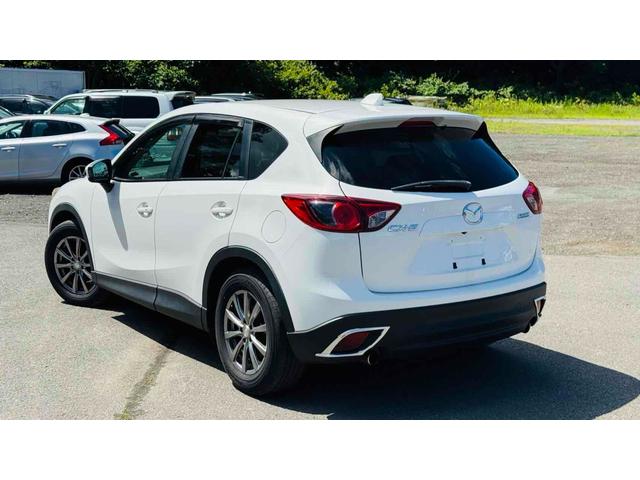 ＣＸ－５ ＸＤ　Ｌパッケージ　４ＷＤ　ＥＴＣ　バックカメラ　サイドカメラ　オートクルーズコントロール　パワーシート　衝突被害軽減システム　ナビ　オートライト　ＨＩＤ　アルミホイール　スマートキー　アイドリングストップ（15枚目）
