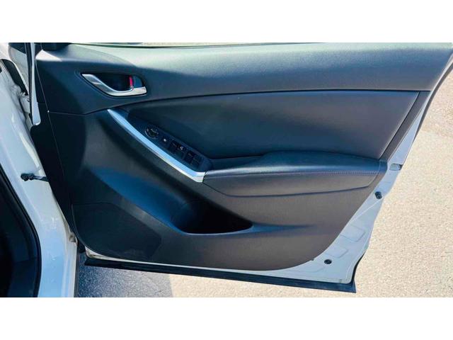 ＣＸ－５ ＸＤ　Ｌパッケージ　４ＷＤ　ＥＴＣ　バックカメラ　サイドカメラ　オートクルーズコントロール　パワーシート　衝突被害軽減システム　ナビ　オートライト　ＨＩＤ　アルミホイール　スマートキー　アイドリングストップ（23枚目）