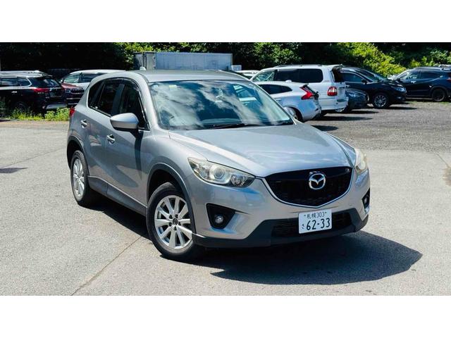 ＣＸ－５ ＸＤ　４ＷＤ　ドライブレコーダー　ＥＴＣ　バックカメラ　ナビ　オートライト　アルミホイール　スマートキー　アイドリングストップ　ＡＴ　盗難防止システム　衝突安全ボディ　ＡＢＳ　エアコン　パワーステアリング（12枚目）
