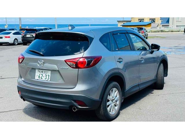 ＣＸ－５ ＸＤ　４ＷＤ　ドライブレコーダー　ＥＴＣ　バックカメラ　ナビ　オートライト　アルミホイール　スマートキー　アイドリングストップ　ＡＴ　盗難防止システム　衝突安全ボディ　ＡＢＳ　エアコン　パワーステアリング（16枚目）