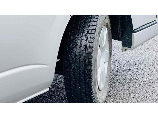 ハイエースバン 　４ＷＤ　バックカメラ　ナビ　スライドドア　ＡＴ　Ｂｌｕｅｔｏｏｔｈ　エアコン　パワーウィンドウ　運転席エアバッグ（10枚目）