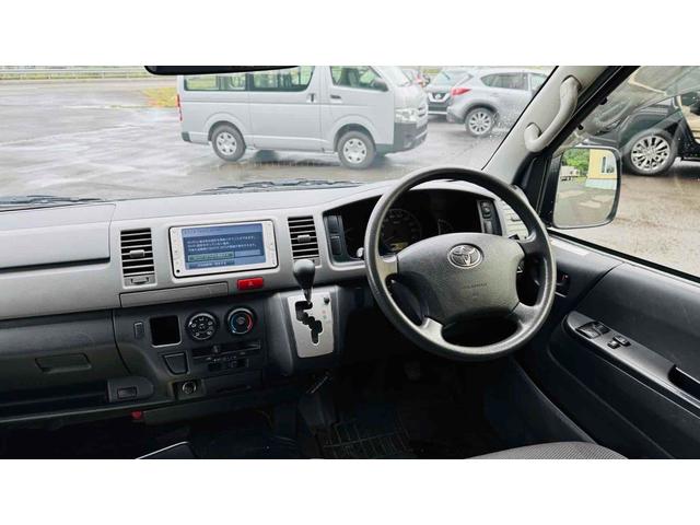 ハイエースバン 　４ＷＤ　バックカメラ　ナビ　スライドドア　ＡＴ　Ｂｌｕｅｔｏｏｔｈ　エアコン　パワーウィンドウ　運転席エアバッグ（16枚目）