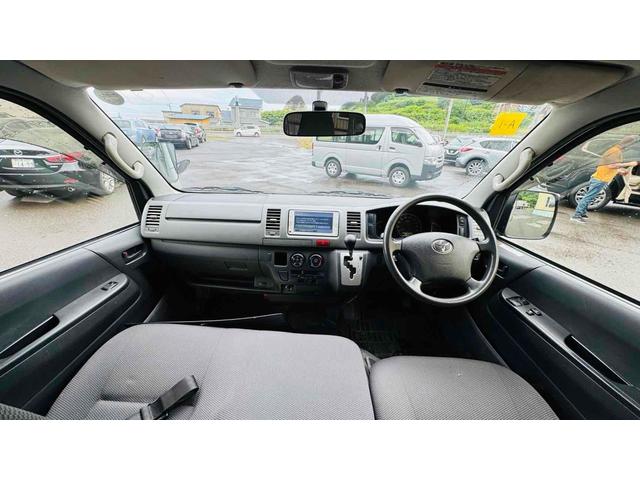 ハイエースバン 　４ＷＤ　バックカメラ　ナビ　スライドドア　ＡＴ　Ｂｌｕｅｔｏｏｔｈ　エアコン　パワーウィンドウ　運転席エアバッグ（17枚目）
