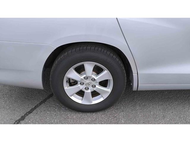 ヴェルファイア ２．４Ｘ　４ＷＤ　ＥＴＣ　バックカメラ　ナビ　クリアランスソナー　両側電動スライドドア　オートライト　ＨＩＤ　スマートキー　後席モニター　３列シート　ＣＶＴ　アルミホイール　盗難防止システム　衝突安全ボディ（20枚目）