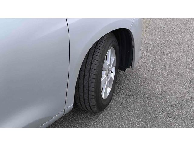 ヴェルファイア ２．４Ｘ　４ＷＤ　ＥＴＣ　バックカメラ　ナビ　クリアランスソナー　両側電動スライドドア　オートライト　ＨＩＤ　スマートキー　後席モニター　３列シート　ＣＶＴ　アルミホイール　盗難防止システム　衝突安全ボディ（41枚目）