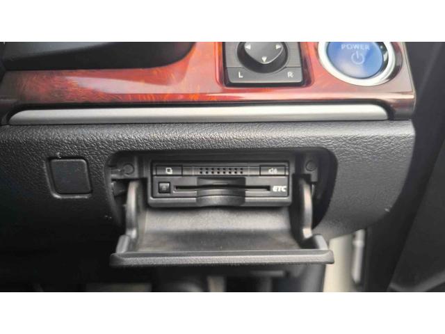 クラウンマジェスタ Four 4WD ETC クリアランスソナー オートクルーズコントロール 衝突被害軽減システム バックカメラ ナビ TV アルミホイール オートマチックハイビーム オートライト LEDヘッドランプ CVT(6枚目)