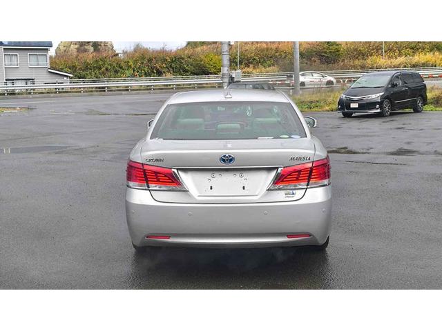 クラウンマジェスタ Four 4WD ETC クリアランスソナー オートクルーズコントロール 衝突被害軽減システム バックカメラ ナビ TV アルミホイール オートマチックハイビーム オートライト LEDヘッドランプ CVT(16枚目)