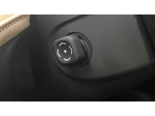 クラウンマジェスタ Four 4WD ETC クリアランスソナー オートクルーズコントロール 衝突被害軽減システム バックカメラ ナビ TV アルミホイール オートマチックハイビーム オートライト LEDヘッドランプ CVT(41枚目)