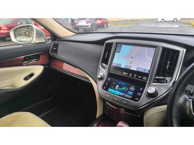 クラウンマジェスタ Four 4WD ETC クリアランスソナー オートクルーズコントロール 衝突被害軽減システム バックカメラ ナビ TV アルミホイール オートマチックハイビーム オートライト LEDヘッドランプ CVT(44枚目)