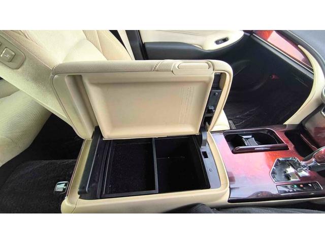 クラウンマジェスタ Four 4WD ETC クリアランスソナー オートクルーズコントロール 衝突被害軽減システム バックカメラ ナビ TV アルミホイール オートマチックハイビーム オートライト LEDヘッドランプ CVT(48枚目)