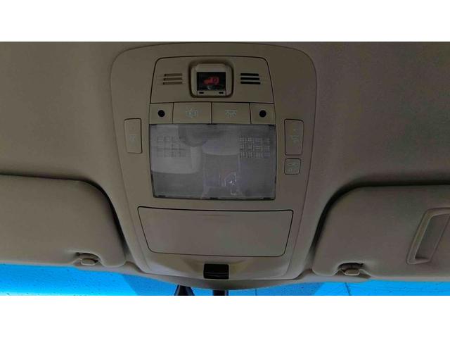 クラウンマジェスタ Four 4WD ETC クリアランスソナー オートクルーズコントロール 衝突被害軽減システム バックカメラ ナビ TV アルミホイール オートマチックハイビーム オートライト LEDヘッドランプ CVT(50枚目)