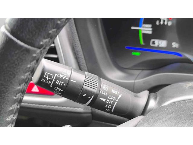 ヴェゼル ハイブリッドＸ・Ｌパッケージ　４ＷＤ　ドライブレコーダー　ＥＴＣ　バックカメラ　オートクルーズコントロール　衝突被害軽減システム　ナビ　オートライト　ＬＥＤヘッドランプ　アルミホイール　スマートキー　シートヒーター　ＡＴ（8枚目）