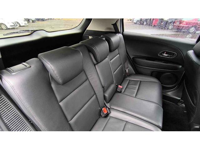 ヴェゼル ハイブリッドＸ・Ｌパッケージ　４ＷＤ　ドライブレコーダー　ＥＴＣ　バックカメラ　オートクルーズコントロール　衝突被害軽減システム　ナビ　オートライト　ＬＥＤヘッドランプ　アルミホイール　スマートキー　シートヒーター　ＡＴ（11枚目）