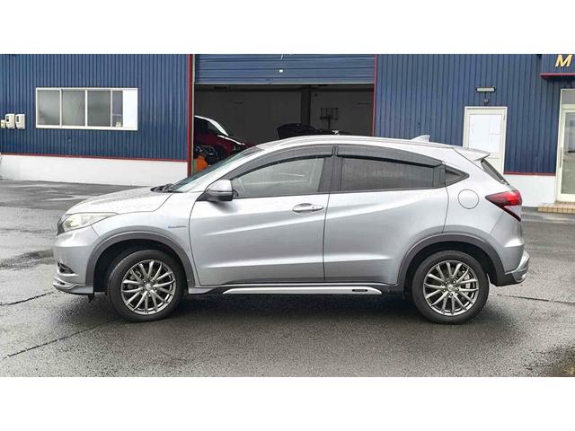 ヴェゼル ハイブリッドＸ・Ｌパッケージ　４ＷＤ　ドライブレコーダー　ＥＴＣ　バックカメラ　オートクルーズコントロール　衝突被害軽減システム　ナビ　オートライト　ＬＥＤヘッドランプ　アルミホイール　スマートキー　シートヒーター　ＡＴ（14枚目）