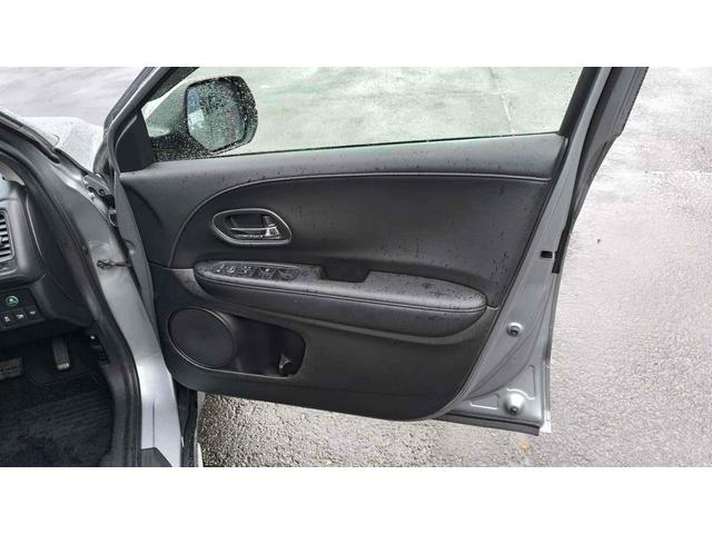 ヴェゼル ハイブリッドＸ・Ｌパッケージ　４ＷＤ　ドライブレコーダー　ＥＴＣ　バックカメラ　オートクルーズコントロール　衝突被害軽減システム　ナビ　オートライト　ＬＥＤヘッドランプ　アルミホイール　スマートキー　シートヒーター　ＡＴ（26枚目）