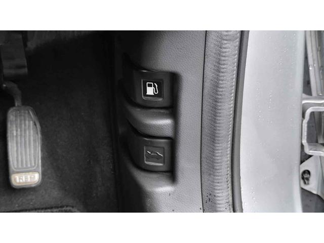 ヴェゼル ハイブリッドＸ・Ｌパッケージ　４ＷＤ　ドライブレコーダー　ＥＴＣ　バックカメラ　オートクルーズコントロール　衝突被害軽減システム　ナビ　オートライト　ＬＥＤヘッドランプ　アルミホイール　スマートキー　シートヒーター　ＡＴ（31枚目）