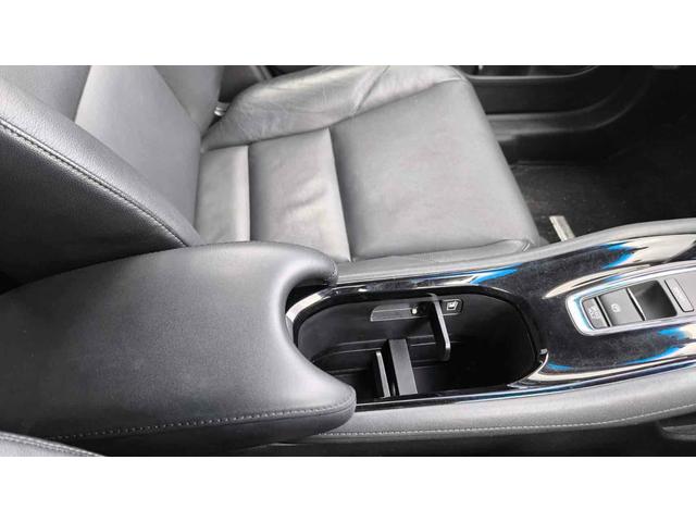 ヴェゼル ハイブリッドＸ・Ｌパッケージ　４ＷＤ　ドライブレコーダー　ＥＴＣ　バックカメラ　オートクルーズコントロール　衝突被害軽減システム　ナビ　オートライト　ＬＥＤヘッドランプ　アルミホイール　スマートキー　シートヒーター　ＡＴ（40枚目）