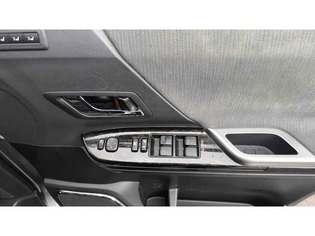 アルファードハイブリッド SR 4WD バックカメラ ナビ クリアランスソナー オートクルーズコントロール 両側電動スライドドア オートライト HID 電動リアゲート スマートキー 電動格納ミラー 後席モニター 3列シート(23枚目)