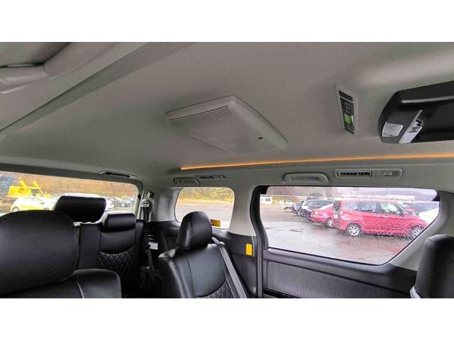 アルファードハイブリッド SR 4WD バックカメラ ナビ クリアランスソナー オートクルーズコントロール 両側電動スライドドア オートライト HID 電動リアゲート スマートキー 電動格納ミラー 後席モニター 3列シート(31枚目)