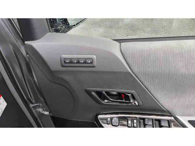 アルファードハイブリッド SR 4WD バックカメラ ナビ クリアランスソナー オートクルーズコントロール 両側電動スライドドア オートライト HID 電動リアゲート スマートキー 電動格納ミラー 後席モニター 3列シート(33枚目)