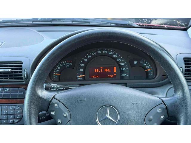 Cクラス ETC オートクルーズコントロール AT オートライト キーレスエントリー アルミホイール エアコン パワーウィンドウ(22枚目)