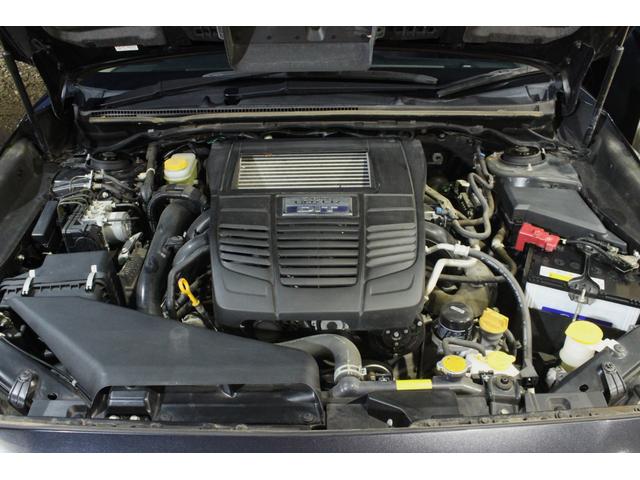 レヴォーグ ２．０ＳＴＩスポーツアイサイト　アドバンスドセーフティパッケージ　本州仕入　アイサイトＶｅｒ３　ダイアトーンナビＴＶ　ＢＴ　本革シート　純正１８ＡＷ　バックカメラ　オートクルーズ　シートヒーター　パワーシート　ＥＴＣ　パドルシフト（11枚目）