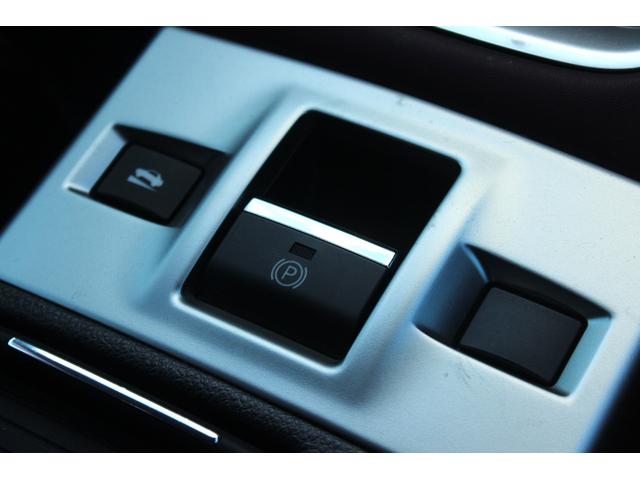 レヴォーグ ２．０ＳＴＩスポーツアイサイト　アドバンスドセーフティパッケージ　本州仕入　アイサイトＶｅｒ３　ダイアトーンナビＴＶ　ＢＴ　本革シート　純正１８ＡＷ　バックカメラ　オートクルーズ　シートヒーター　パワーシート　ＥＴＣ　パドルシフト（21枚目）