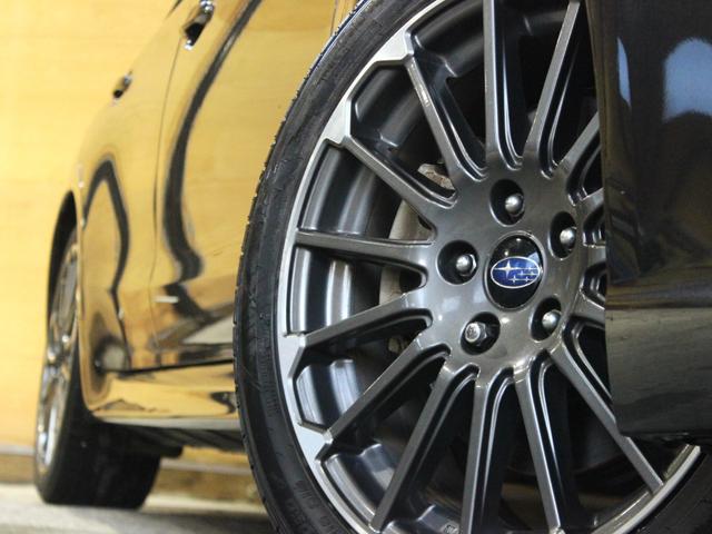 レヴォーグ ２．０ＳＴＩスポーツアイサイト　アドバンスドセーフティパッケージ　本州仕入　アイサイトＶｅｒ３　ダイアトーンナビＴＶ　ＢＴ　本革シート　純正１８ＡＷ　バックカメラ　オートクルーズ　シートヒーター　パワーシート　ＥＴＣ　パドルシフト（33枚目）