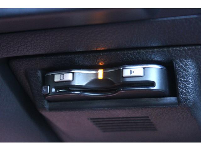 レヴォーグ ２．０ＳＴＩスポーツアイサイト　アドバンスドセーフティパッケージ　本州仕入　アイサイトＶｅｒ３　ダイアトーンナビＴＶ　ＢＴ　本革シート　純正１８ＡＷ　バックカメラ　オートクルーズ　シートヒーター　パワーシート　ＥＴＣ　パドルシフト（44枚目）